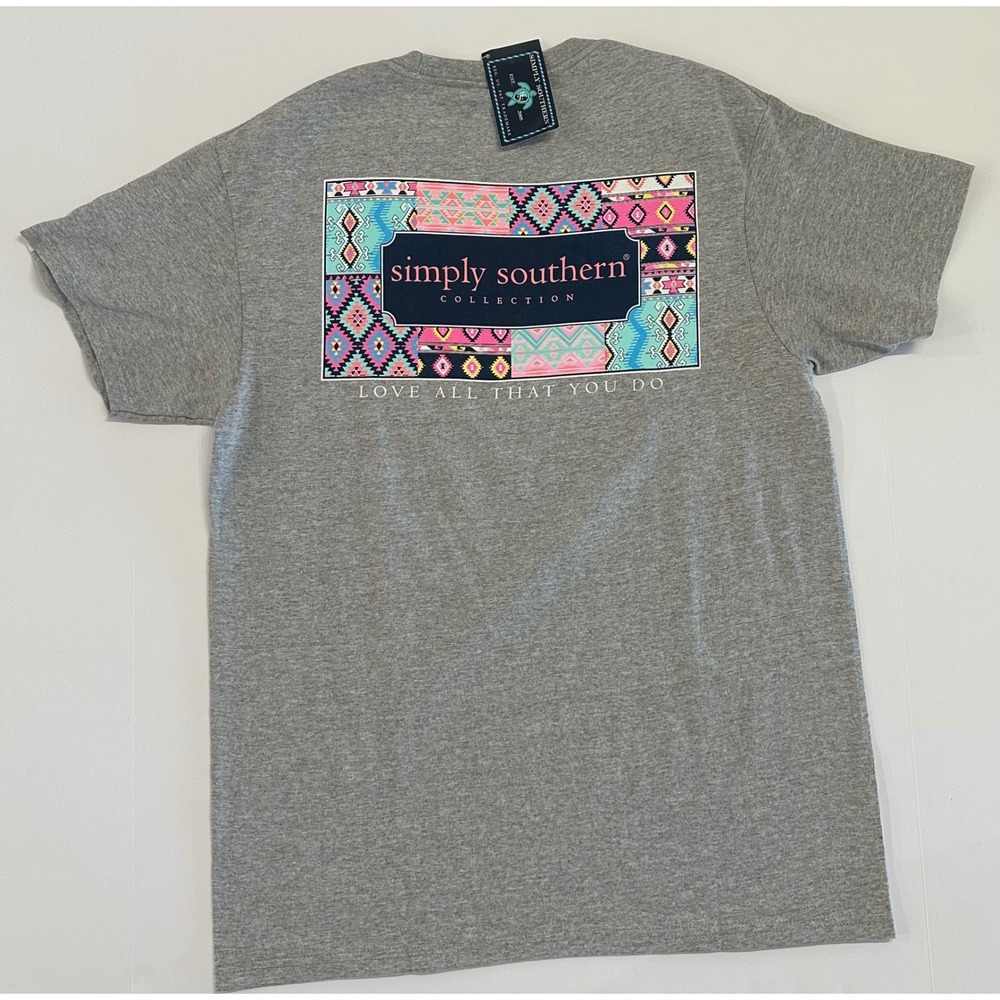 Simply Southern Gray Love All That You Do Patchwork Graphic T-Shirt Medium NEW